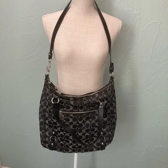 Coach Black Bag - Picture 4 of 9